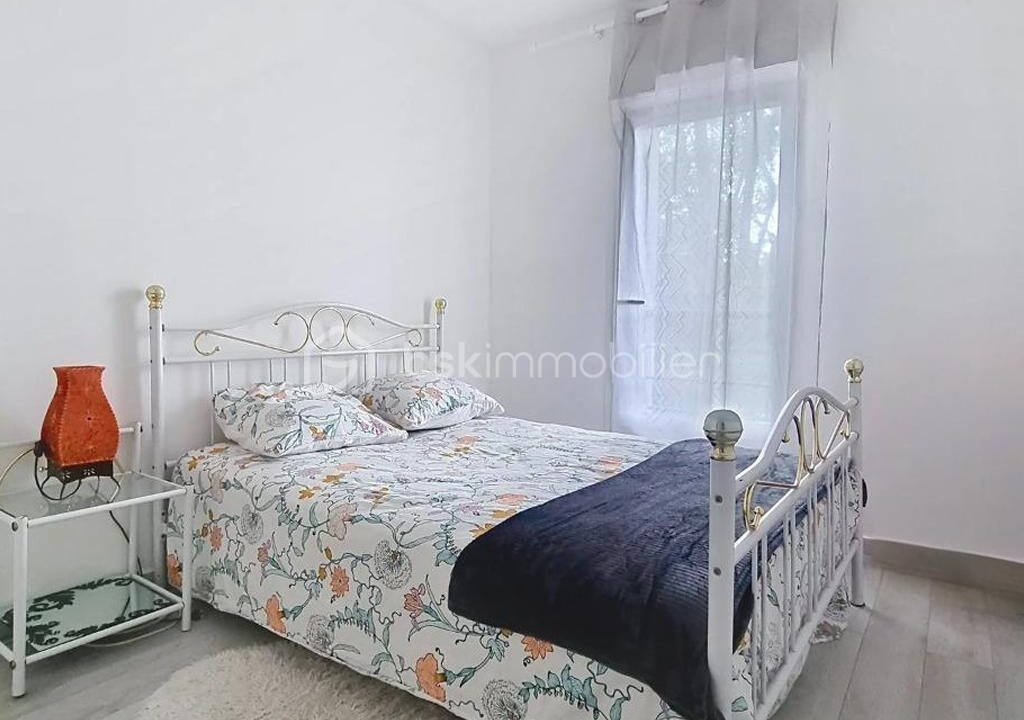 CHAMBRE 4