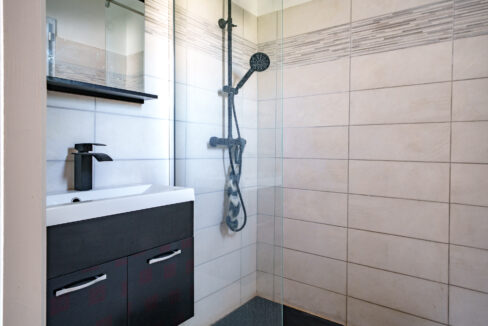 Velpeau - salle de douche chambre parentale RDC