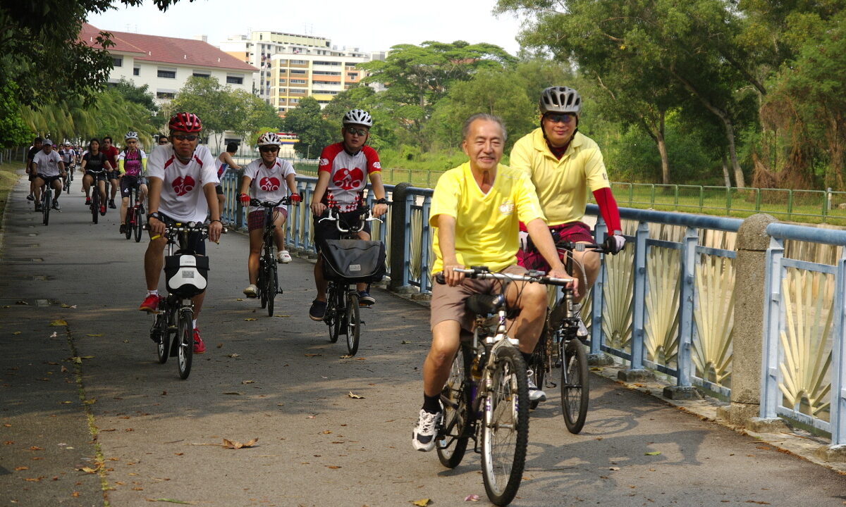 autour des villes de — Cycling event in Singapore - 20120923