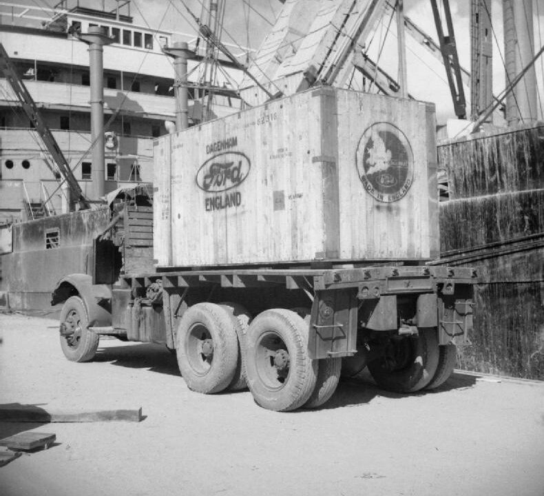 baisse des prix a — British Post-war Industrial Production SE7428
