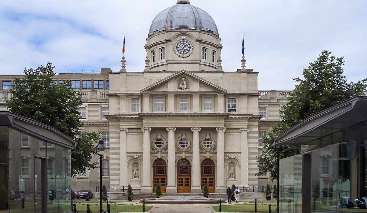 biens publics — Government Buildings, Dublin