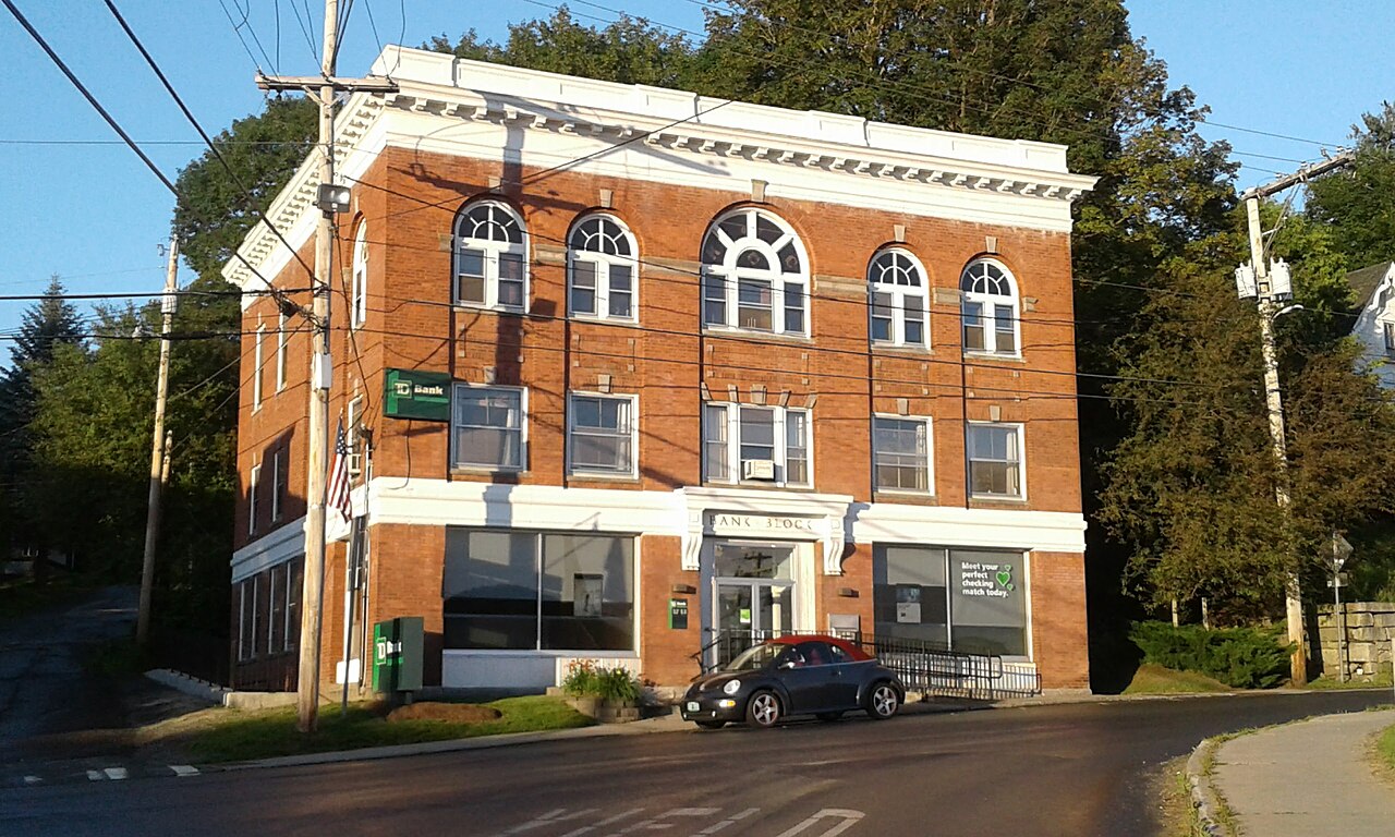 decouvert bancaire — Bank Block building VT Rte 5 downtown Barton VT July 2017