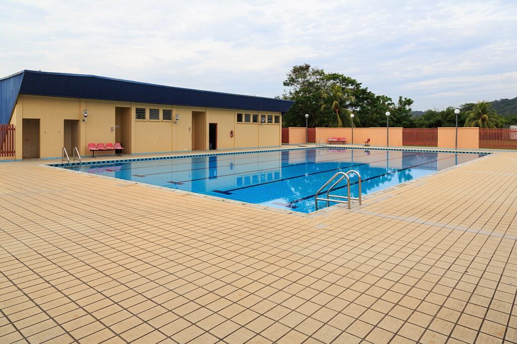 europe de natation — Tenom Sabah Outdoor-Swimming-Pool-01