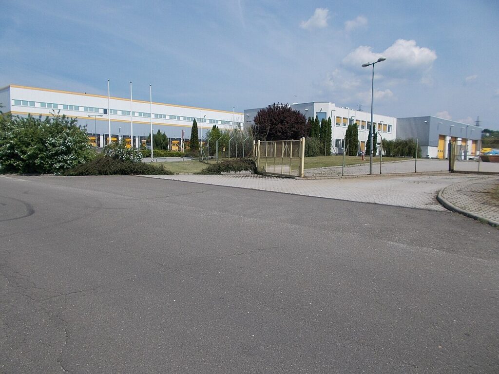 immobilier d'entreprise — Hungit Logistic, Storages, Torbágy