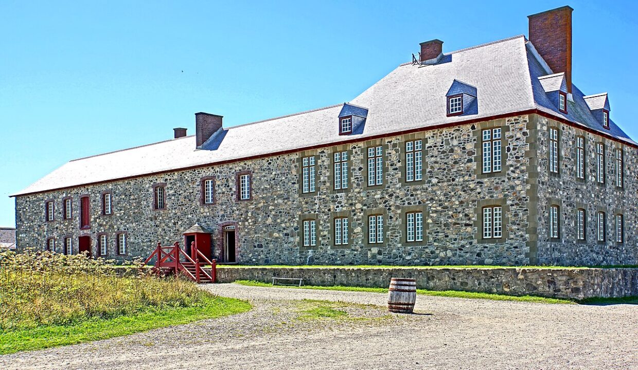 marche immobilier — Fortress Louisbourg DSC02522 - Commissaire-Ordonnateur’s Property (8176876460)