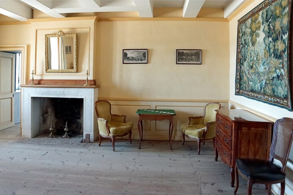 marche immobilier — Fortress Louisbourg DSC02509 - Commissaire-Ordonnateur’s Property (8176802487)