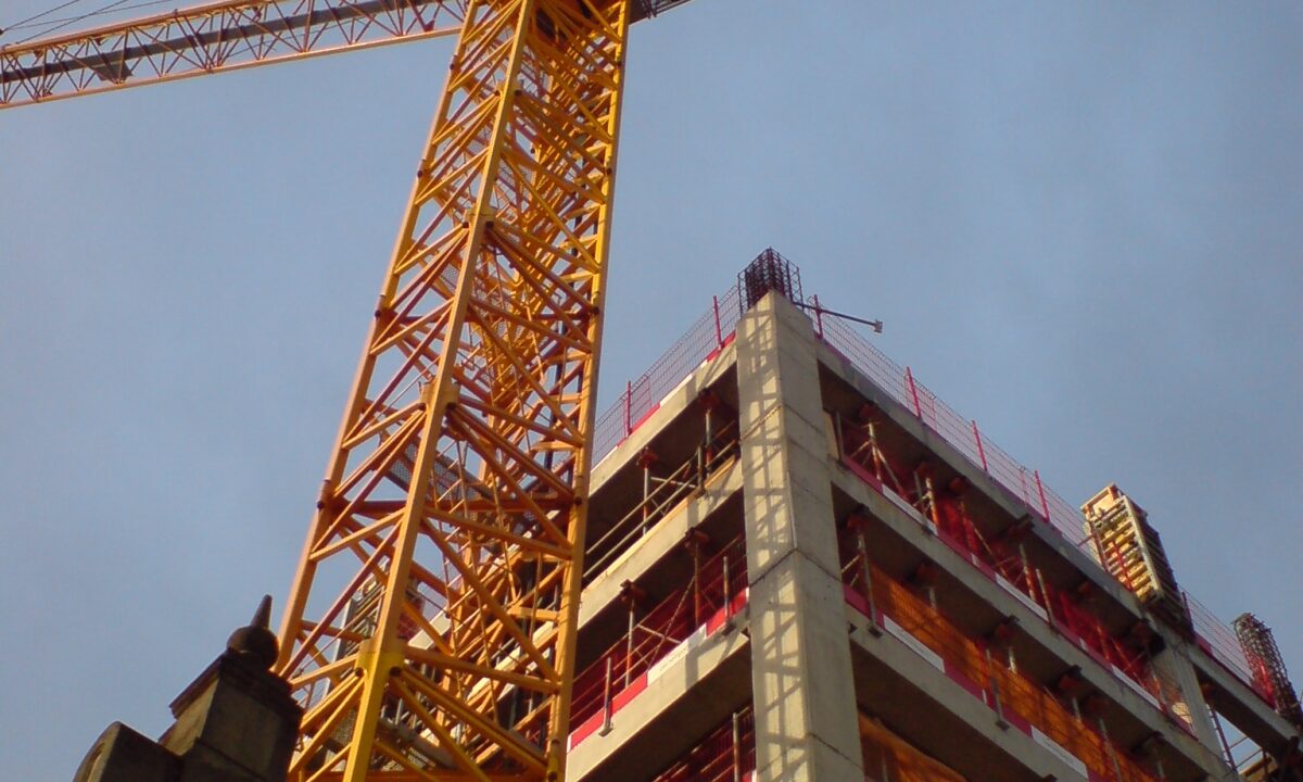 projet de construction de — Construction Crane Residential Building I
